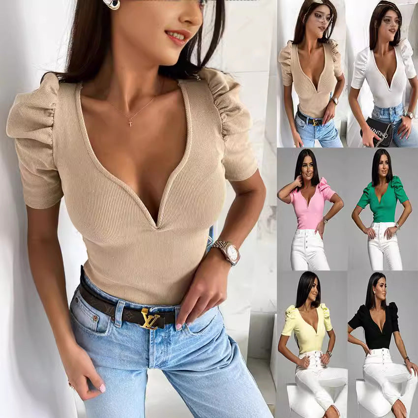 Woman Fitted top with V-neck and puff sleeves Lune London