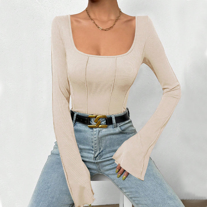T-shirt à manches longues pour femmes avec décolleté carré et design en côtes élastiques Chic & Stil