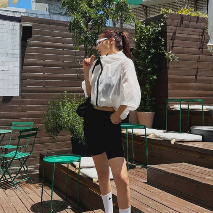 Veste à capuche légère et déperlant pour femmes Chic & Stil