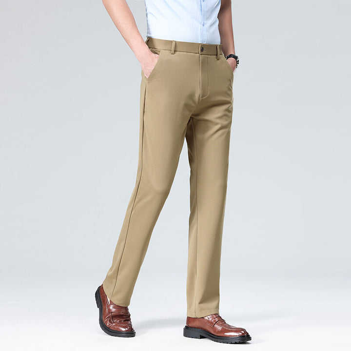 Lune London Elegant office pants for men with an elastic waistband and breathable material