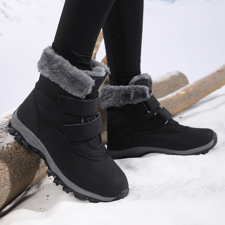 Women's winter boots with non-slip sole and warm inner lining Lune London