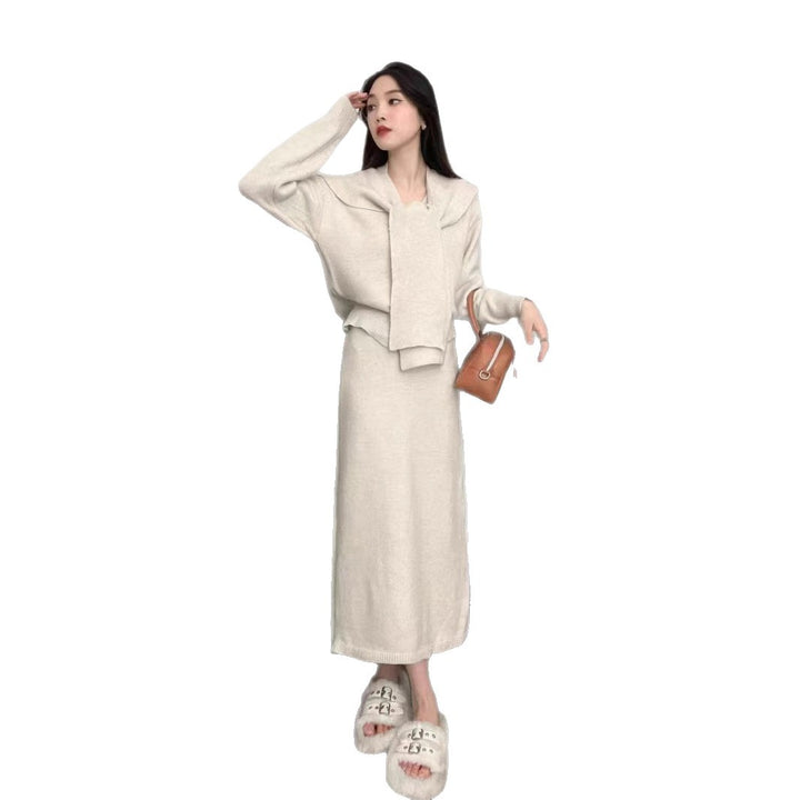 Ensemble en tricot pour femmes avec col tendance et silhouette élégante Chic & Stil