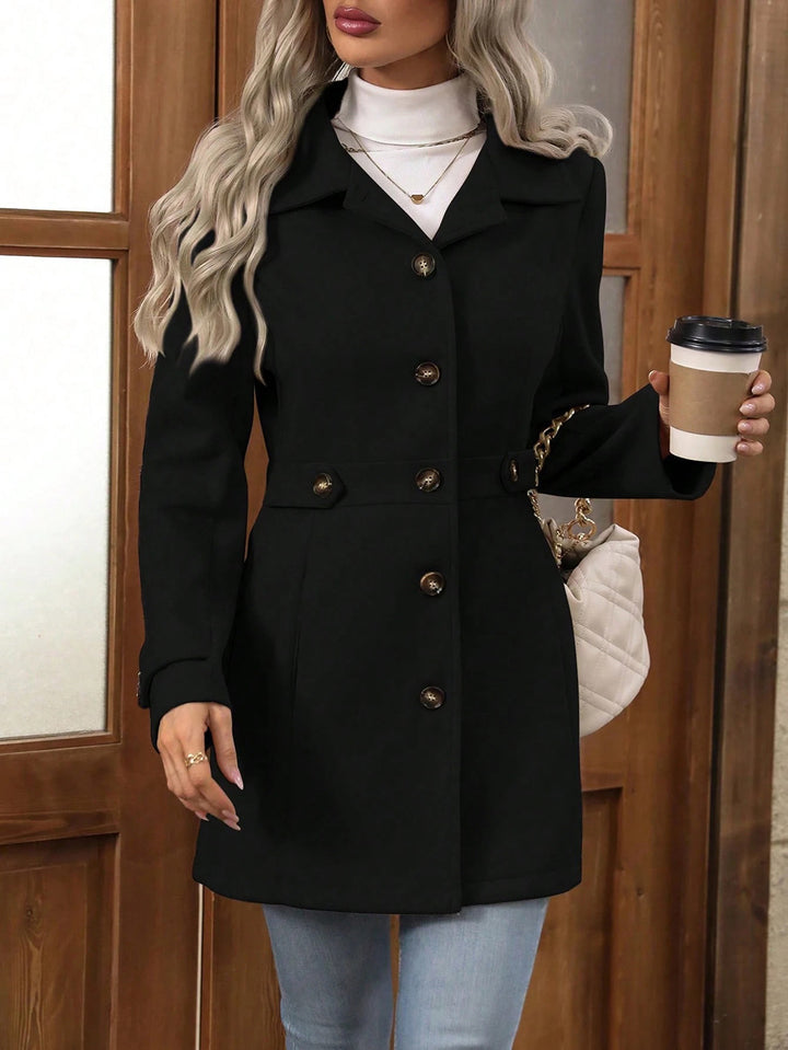 Lune London elegant women's jacket with classic collar and adjustable belt