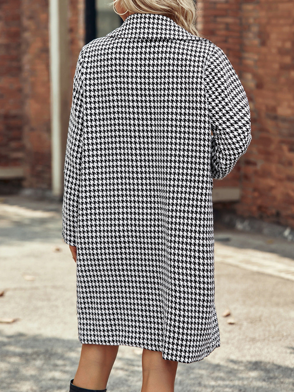 Women Elegant Transition Coat with Houndstooth Pattern Lune London