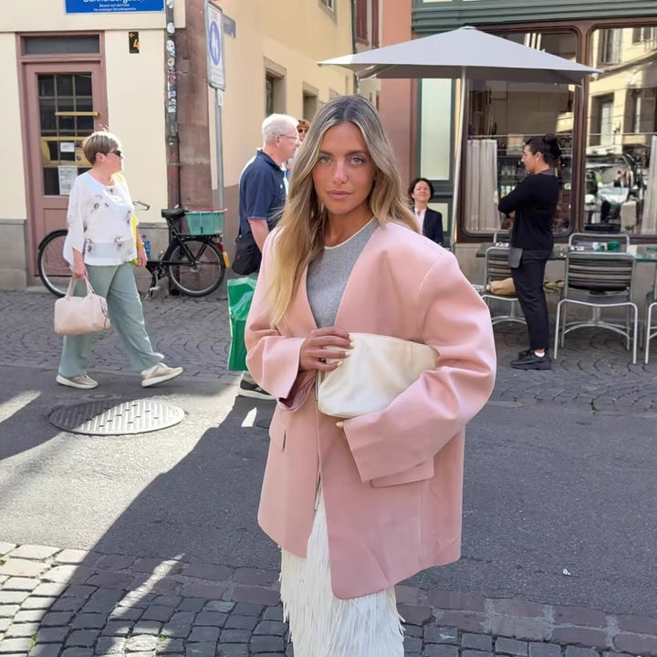 Blazer élégant pour femmes avec coupe structurée et poches pratiques Lune London