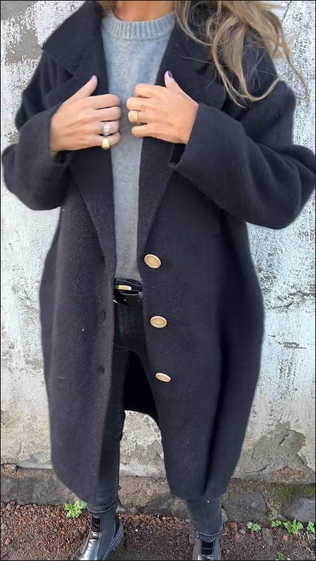 Veste de transition pour femme avec une coupe ample et de élégants détails de boutons Chic & Stil