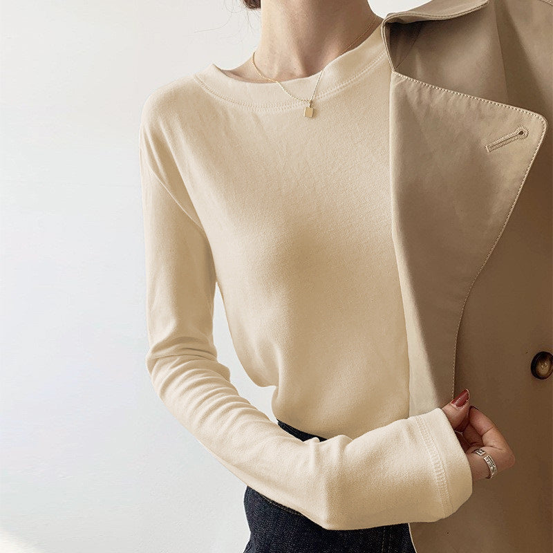 Women's long-sleeve shirt made of soft cotton fabric with a casual cut Lune London