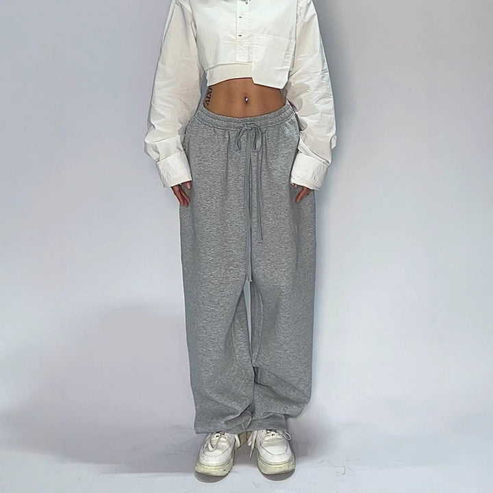 Women's comfortable leisure pants with elastic waistband and wide fit Chic & Stil