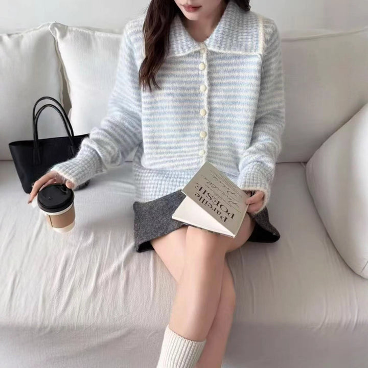 Cardigan pour femmes avec grand col et boutons Chic & Stil