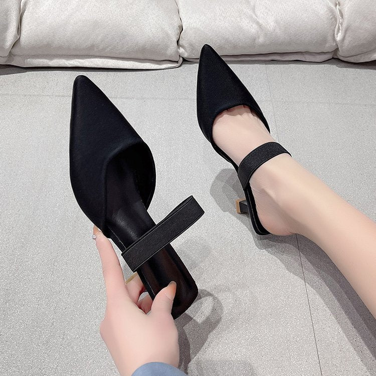 Ladies Slingback Pumps with an elegant pointed design and a comfortable heel strap Lune London
