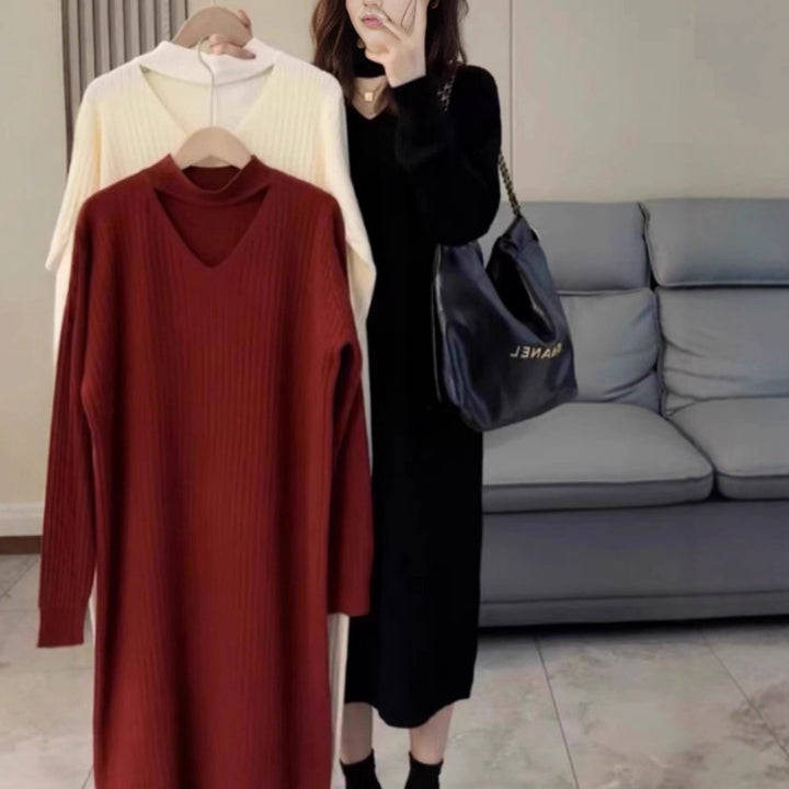 Knitted dress for women with an elegant ribbed structure Lune London