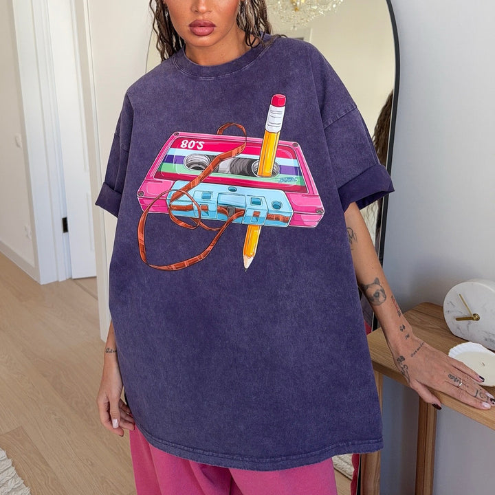 Oversize T-shirt for women with creative 80s graphic design Lune London