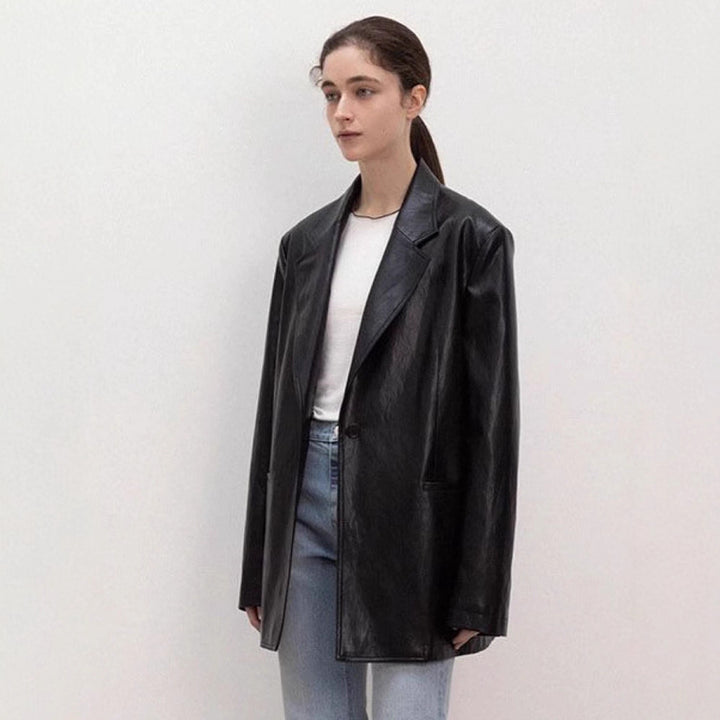 Women Elegant and versatile leather jacket with oversized style Lune London