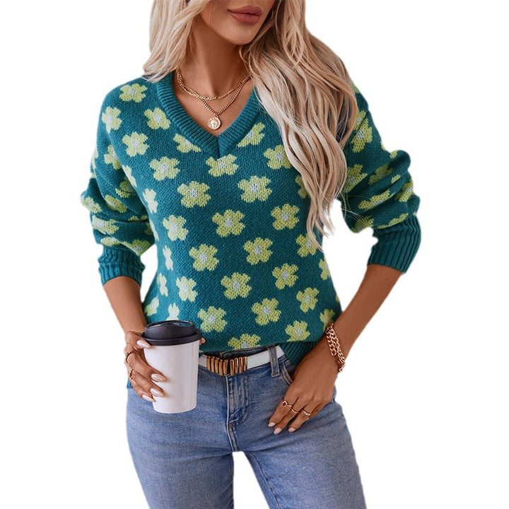 Knit sweater for women with floral pattern and V-neck Lune London