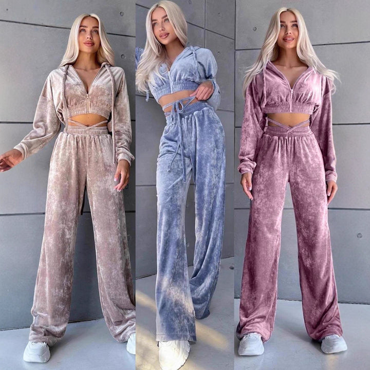 Sporty velvet loungewear set for women with cropped top and wide legs Lune London