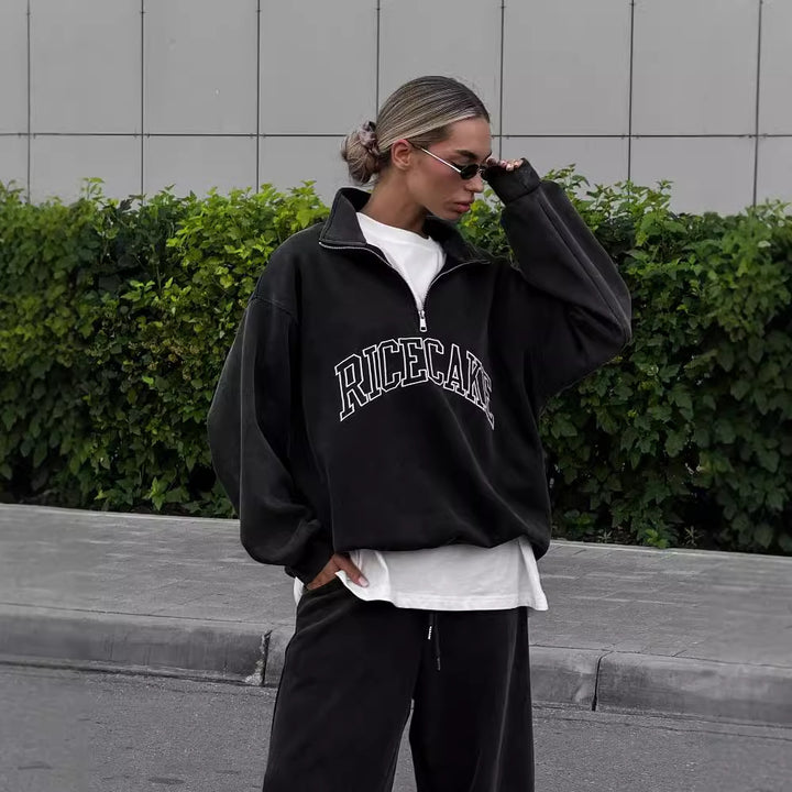 Comfortable oversized sweatshirt for women with high-quality zip and relaxed fit Lune London