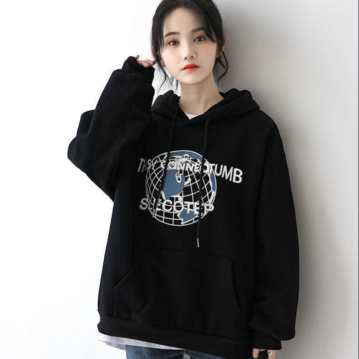 Women's Hoodie with Modern World Map Design Chic & Stil