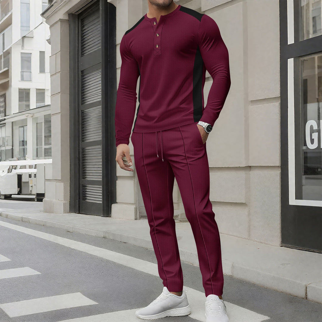 Men's leisure suit with an elegant Henley top and comfortable jogger pants Lune London