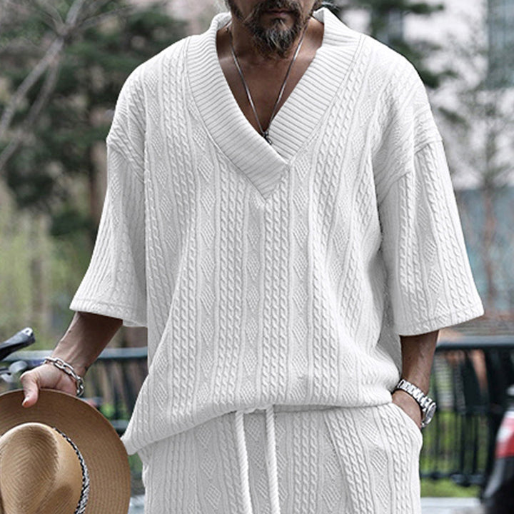 Women Oversized Sweater with V Neck and Chic Structure and Style