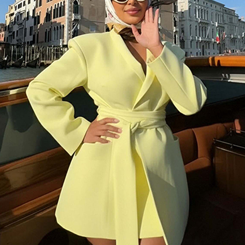 Veste d'été élégante pour femmes avec ceinture à nouer et poches pratiques Chic & Stil