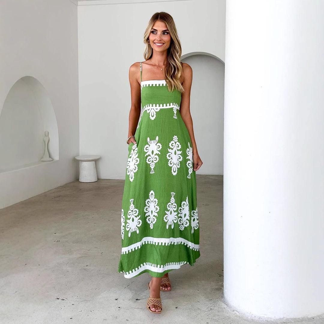 Summer dress for women with elegant embroidery Chic & Stil