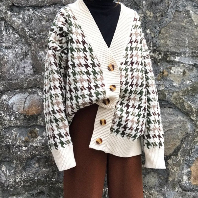 Women's houndstooth knit jacket with large wooden buttons Lune London