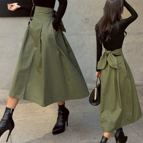 Roc A-line dress for women with high waist and pleats Lune London