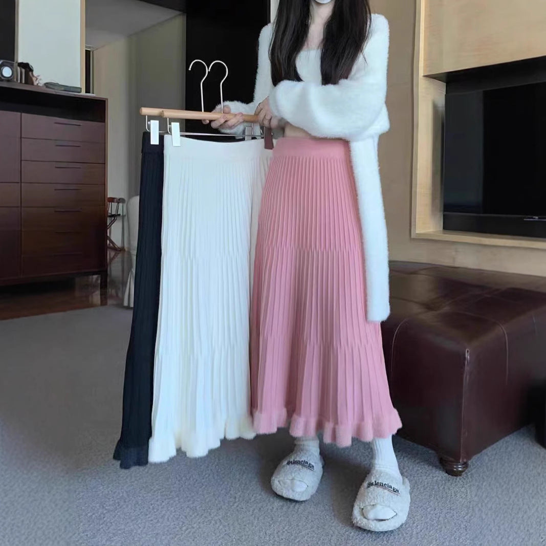Pleated skirt for women with lace details and elastic waistband Lune London