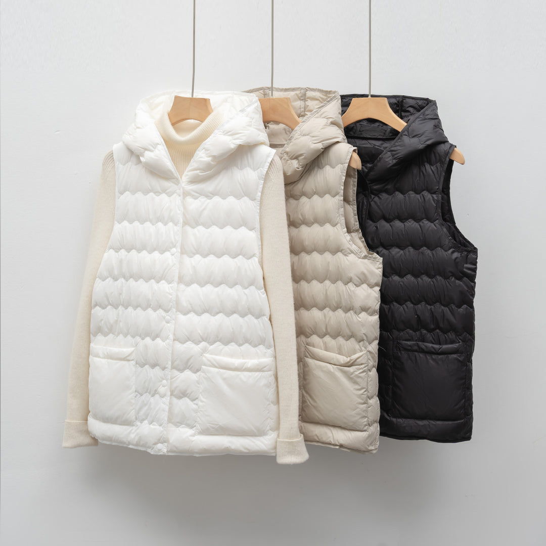 Ladies quilted gilet with hood Lune London