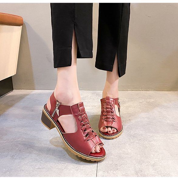 Trendy lace-up sandals for women with open toe and comfortable block heel Lune London