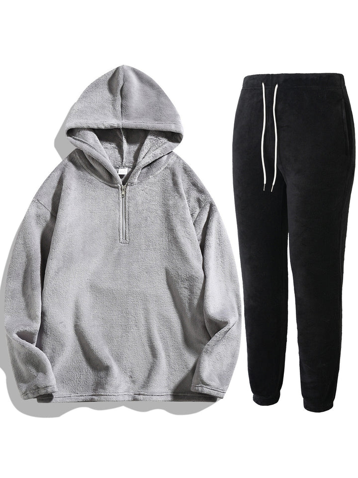 Soft fleece hooded sweatshirt and jogging pants set for women Lune London