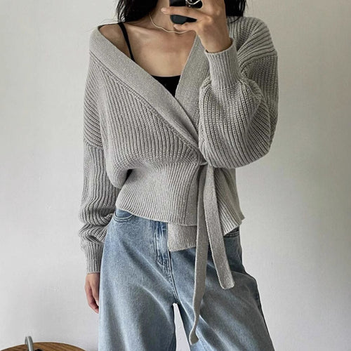 Women’s knit tie jacket with soft material and a casual fit Lune London