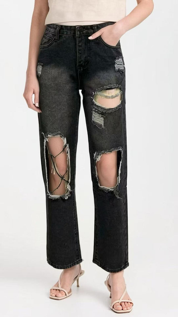 Women's distressed Mom Jeans with trendy cut-out details Lune London