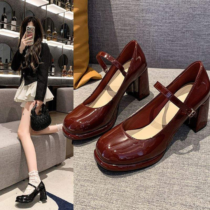 Chic Und Stil | Stylish Waterproof Mary Jane Pumps
