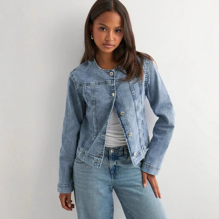 Women's timeless denim jacket in modern cut Lune London