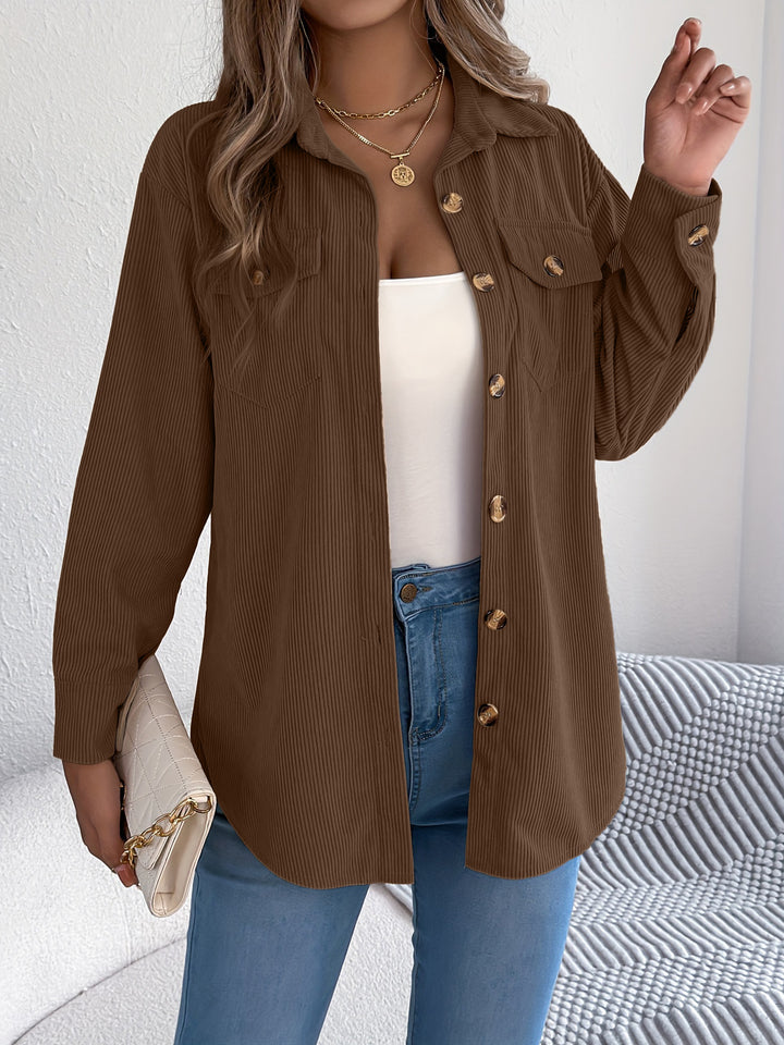 Casual corduroy jacket for women with practical pockets and stylish buttons Lune London