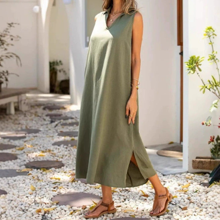 Maxi dress for women with V-neck and side slits Lune London