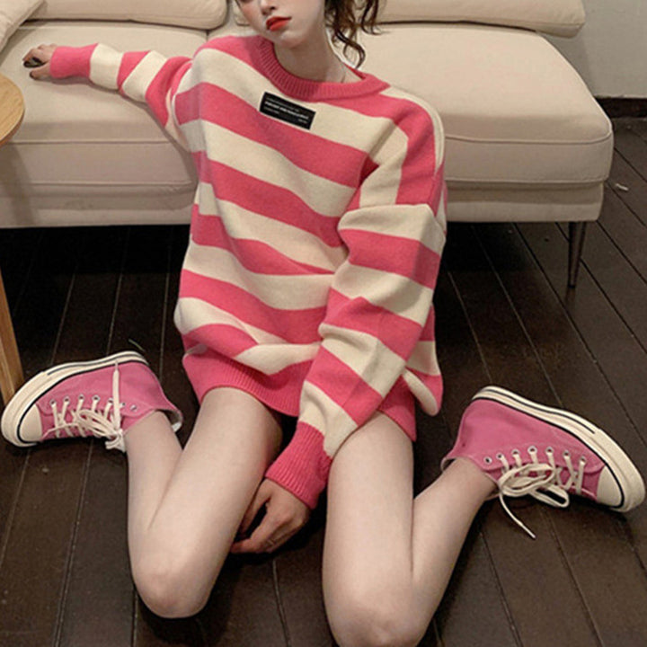 Comfortable sweater for women with wide stripes and a soft material Lune London
