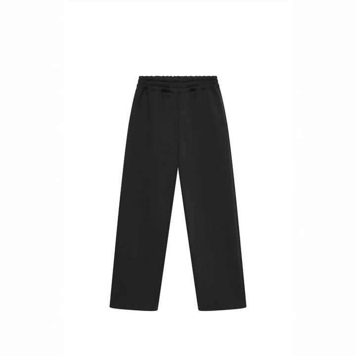 Casual wide women's jogger pants with elastic waistband and convenient pockets Lune London