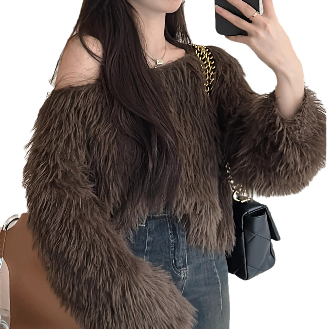 Cropped women's sweater with fluffy texture and off-the-shoulder design Lune London