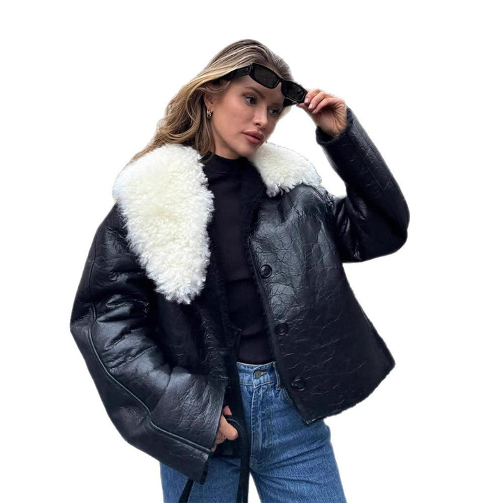 Luxurious synthetic leather jacket for women with faux fur collar Lune London