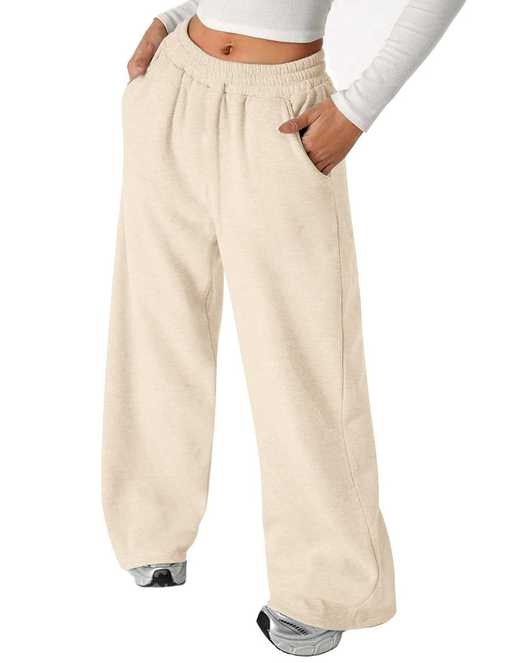 Pantalon décontracté pour femmes avec taille élastique et coupe ample Chic & Stil