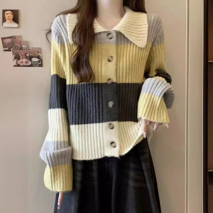 Knitted jacket for women with a wide rib design and an oversized fit Lune London
