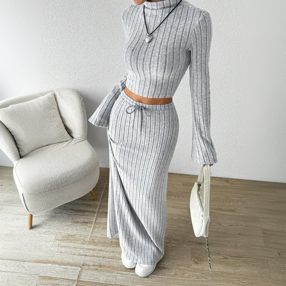 Ensemble crop top à manches longues pour femmes et jupe maxi avec texture côtelée élégante Chic & Stil