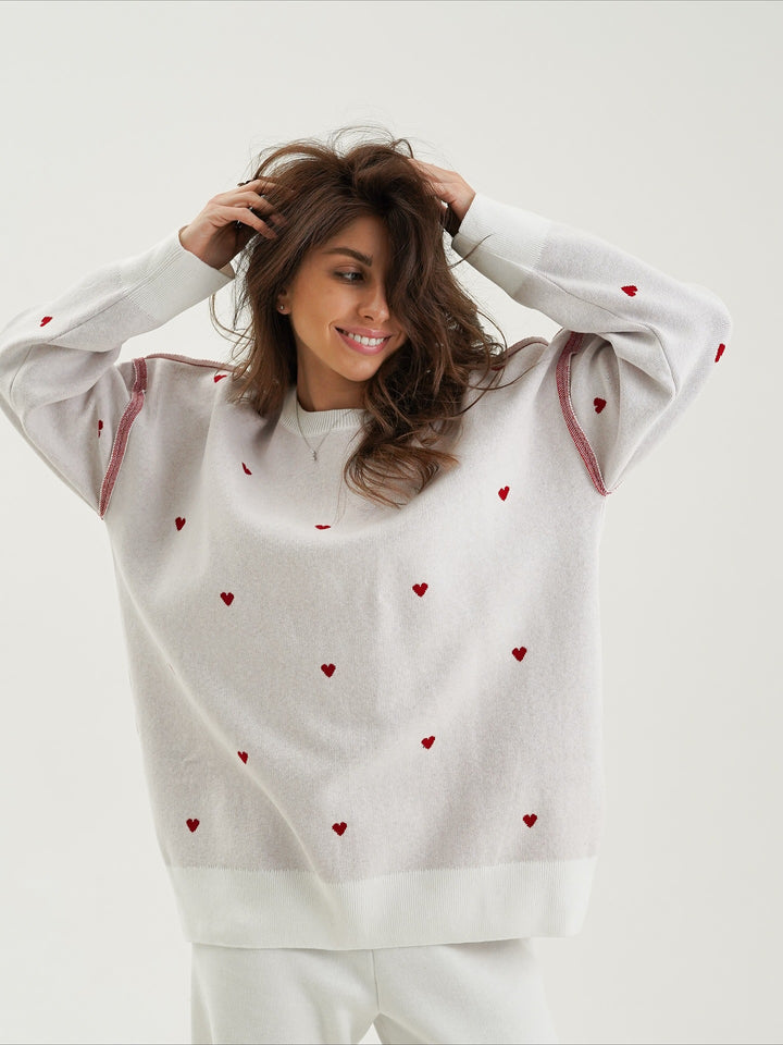 Women's sweater with heart-shaped embroidery and casual fit Lune London