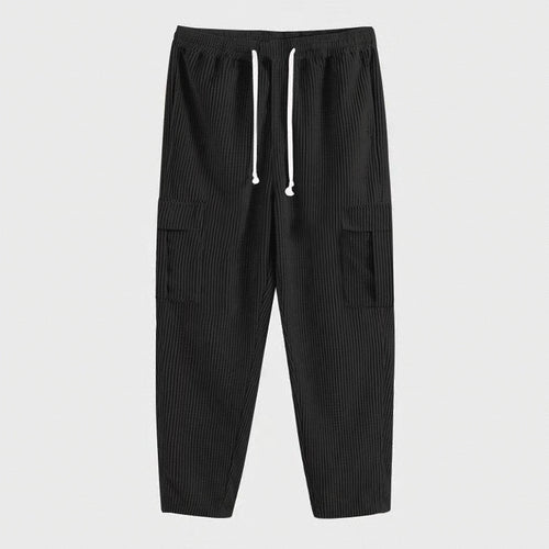 Comfortable cargo sweatpants for men with elastic waistband and side pockets Lune London