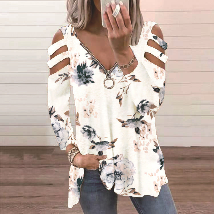 Women's blouse with a floral cutout design and a casual V neck Lune London