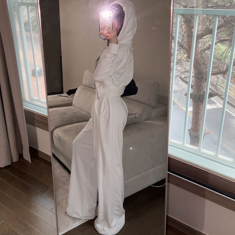 Ensemble féminin à la mode et confortable avec veste courte et pantalon élastique Chic & Stil