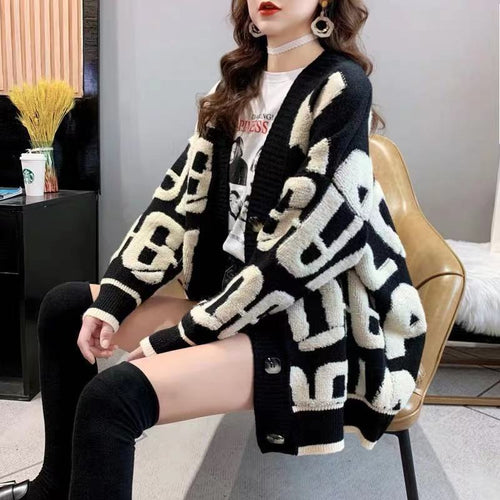 Ladies elegant knitted cardigan in oversized look Lune London