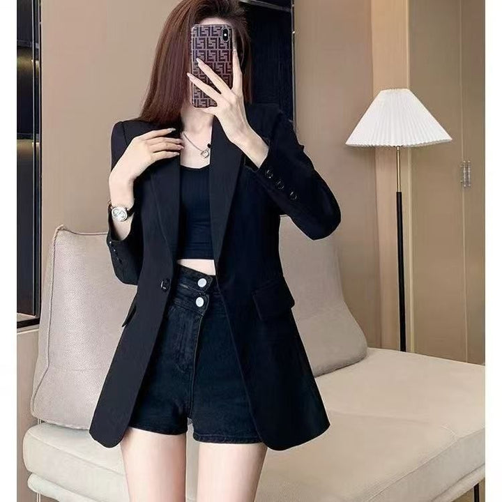 Blazer élégant et polyvalent pour femmes Chic & Stil